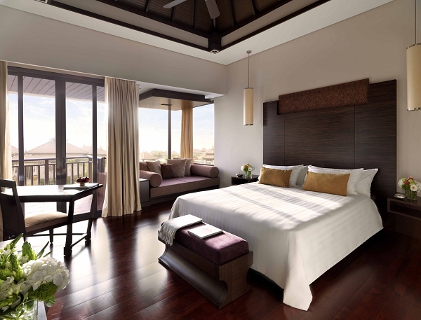 Deluxe_lagoon_view_room